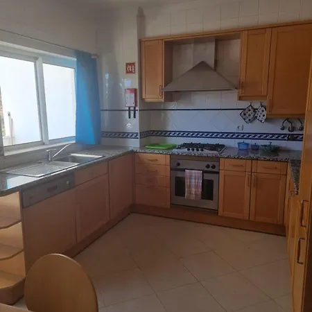 Apart. T2 Baixa Albufeira