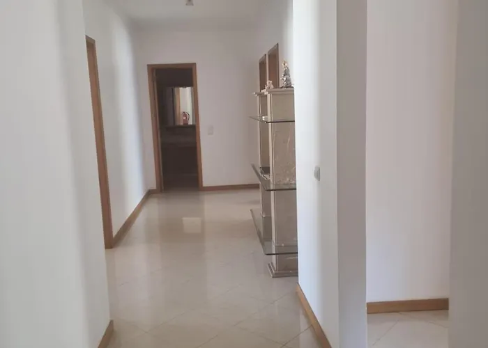 Apart. T2 Baixa Албуфейра