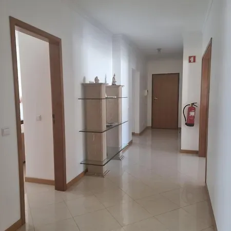 Apart. T2 Baixa