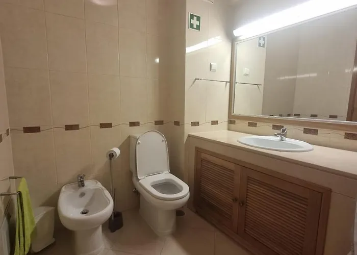 Apart. T2 Baixa אלבופיירה